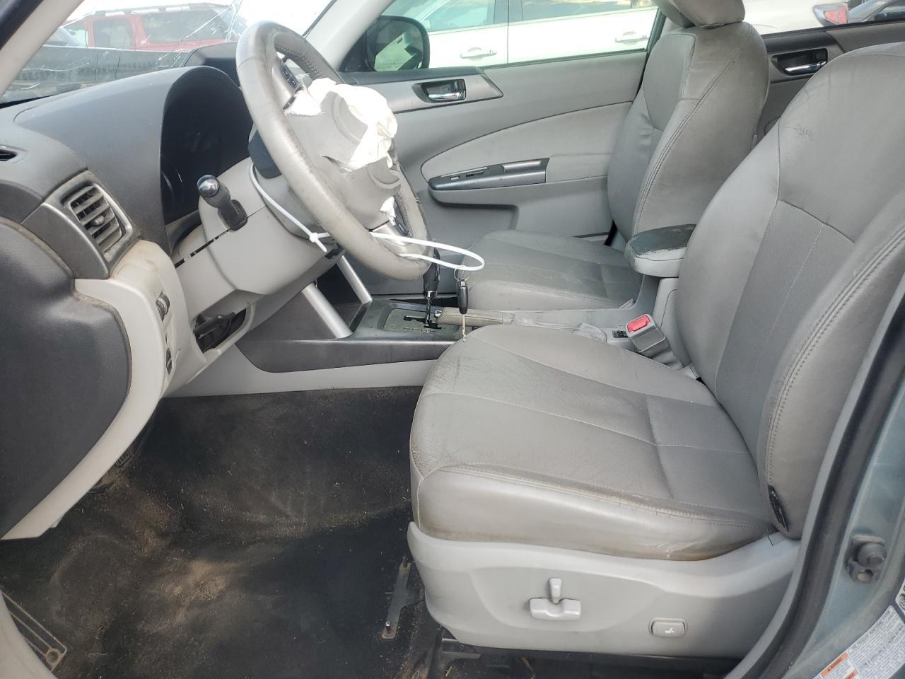 2012 Subaru Forester Touring - Image 7