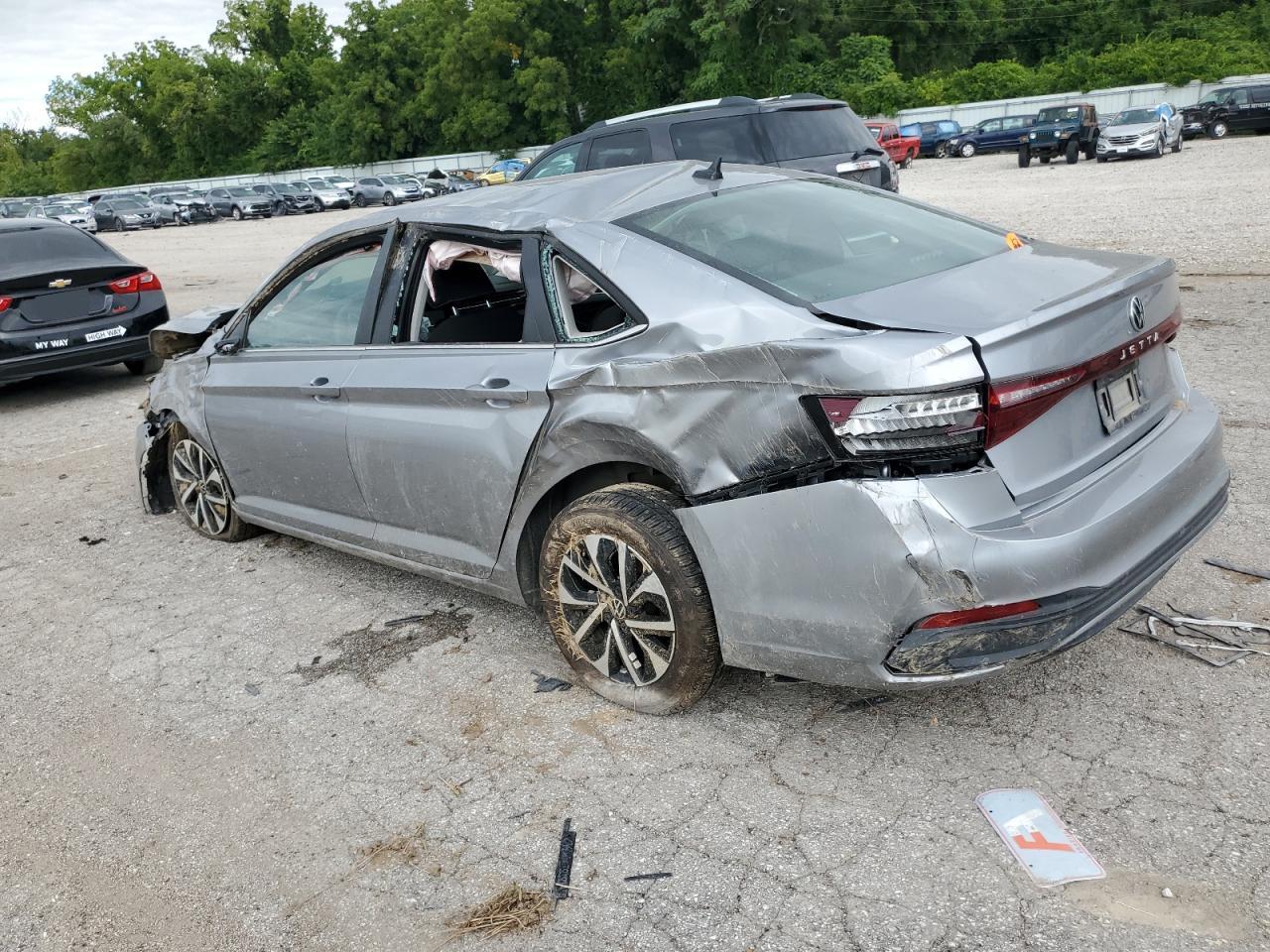 2025 Volkswagen Jetta S - Фото 2