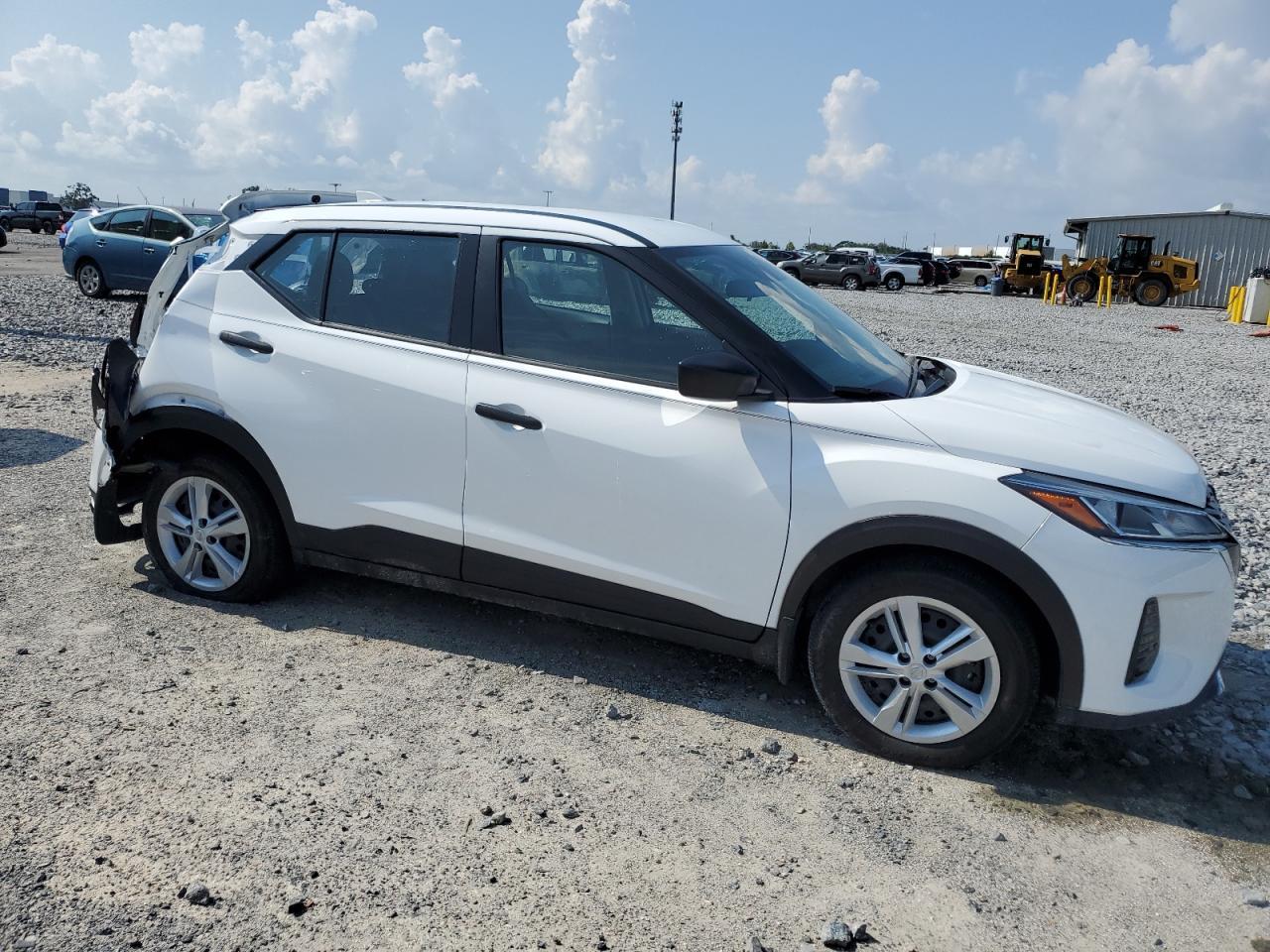 2024 Nissan Kicks S - Фото 4