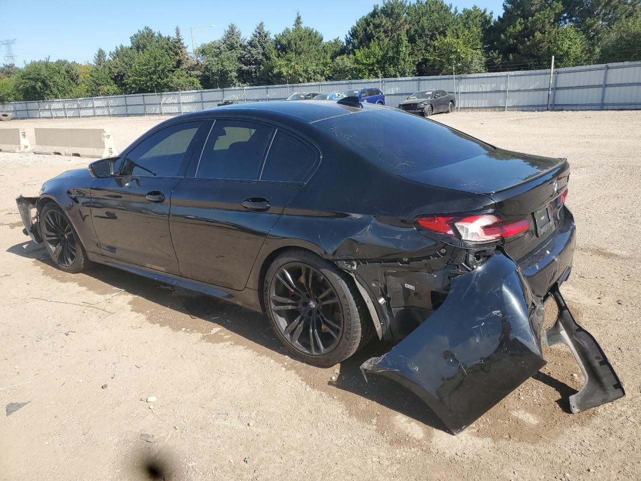 2022 BMW M5 - Image 2