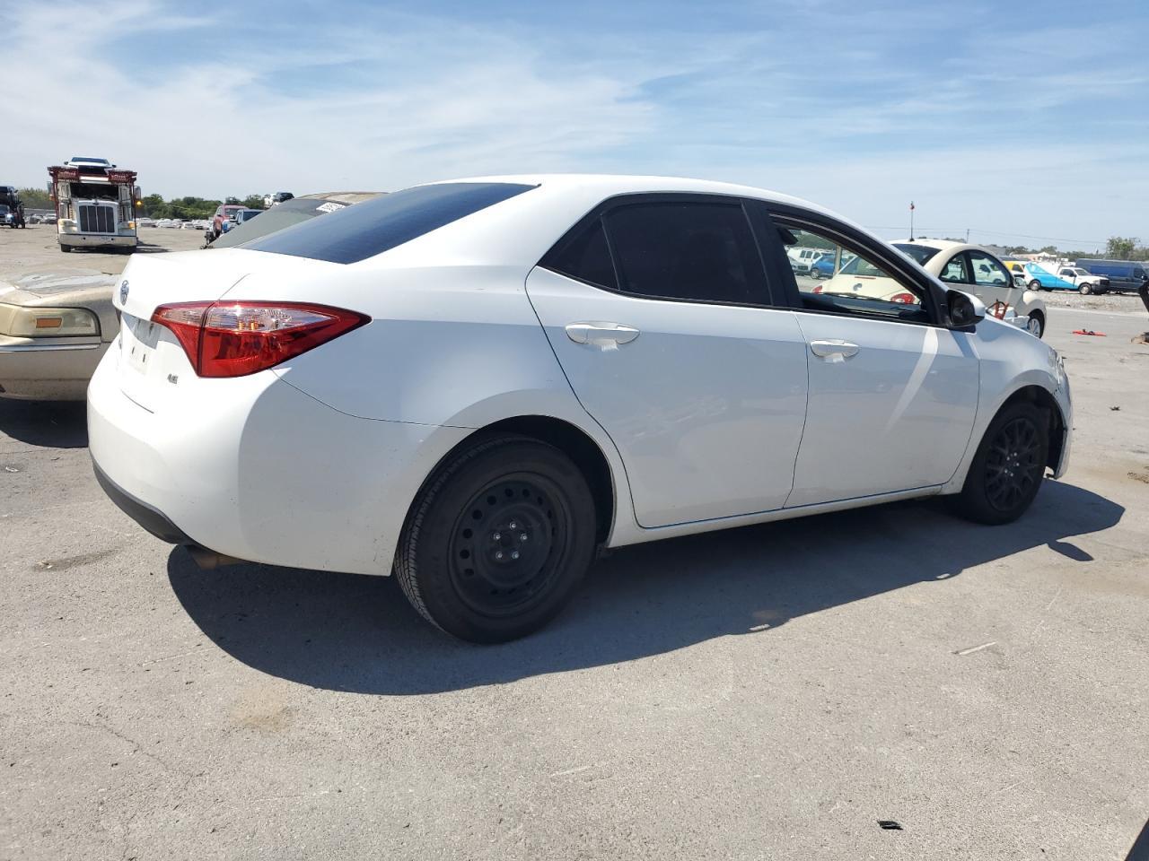 2018 Toyota Corolla L - Image 3