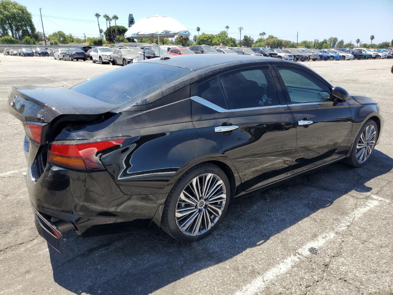 2023 Nissan Altima Sl - Фото 3