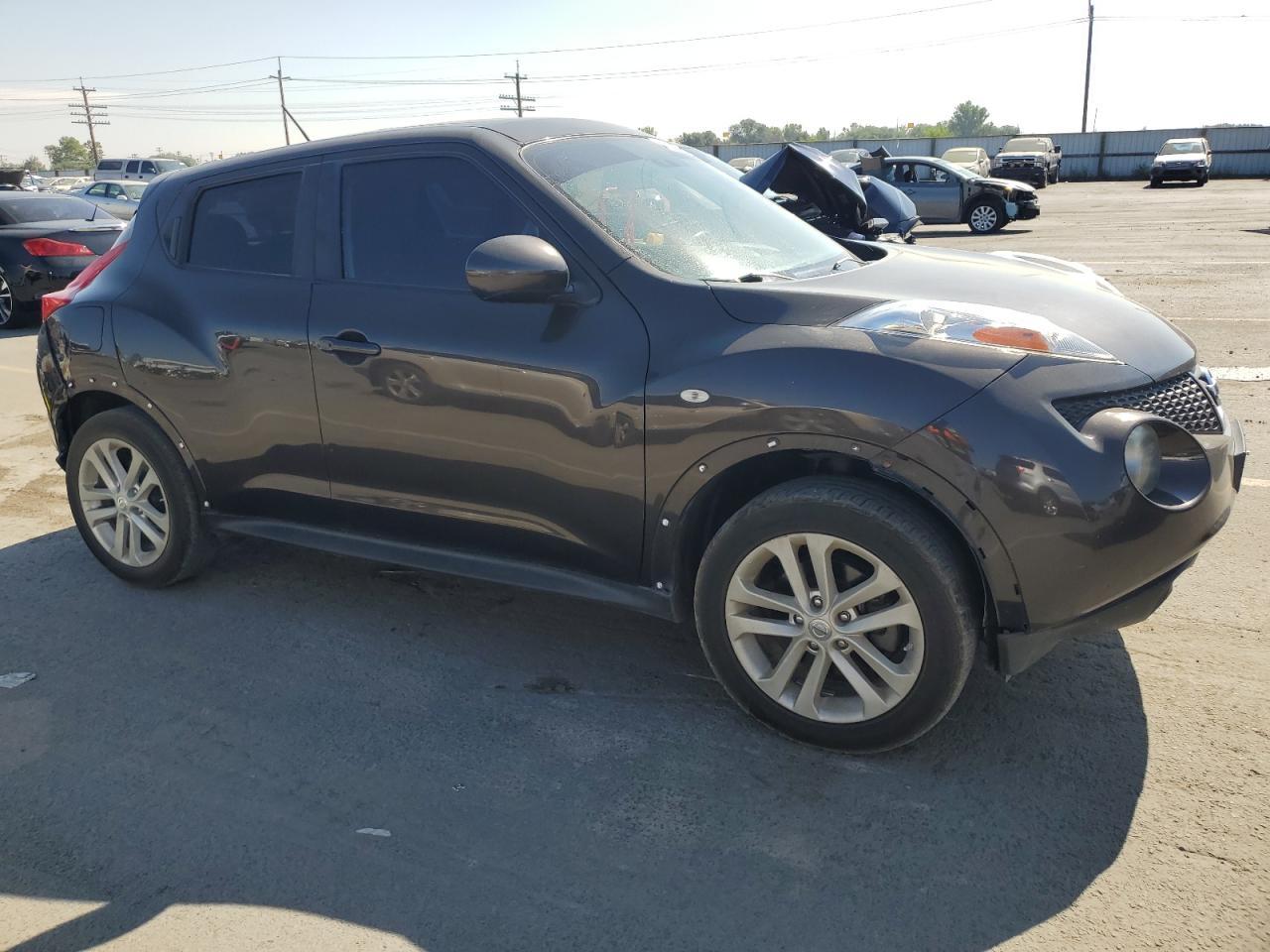 2013 Nissan Juke S - Image 4