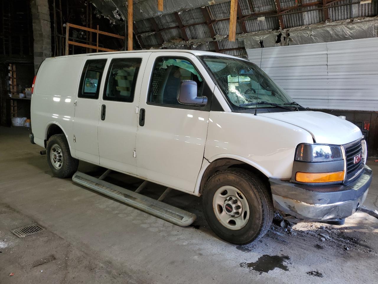 2019 GMC Savana G2500 - Image 4
