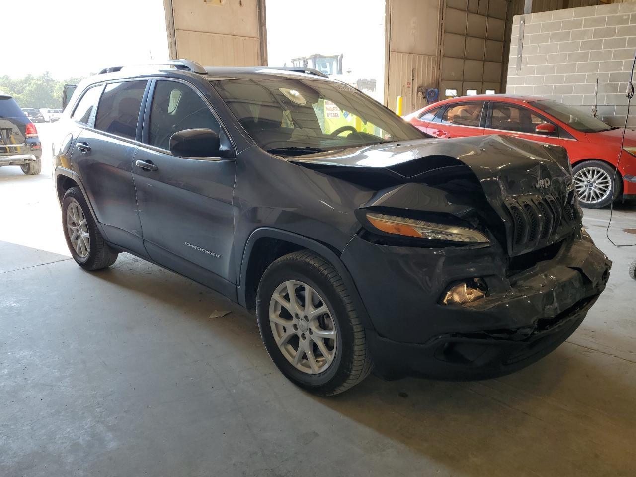 2015 Jeep Cherokee Latitude - Фото 4