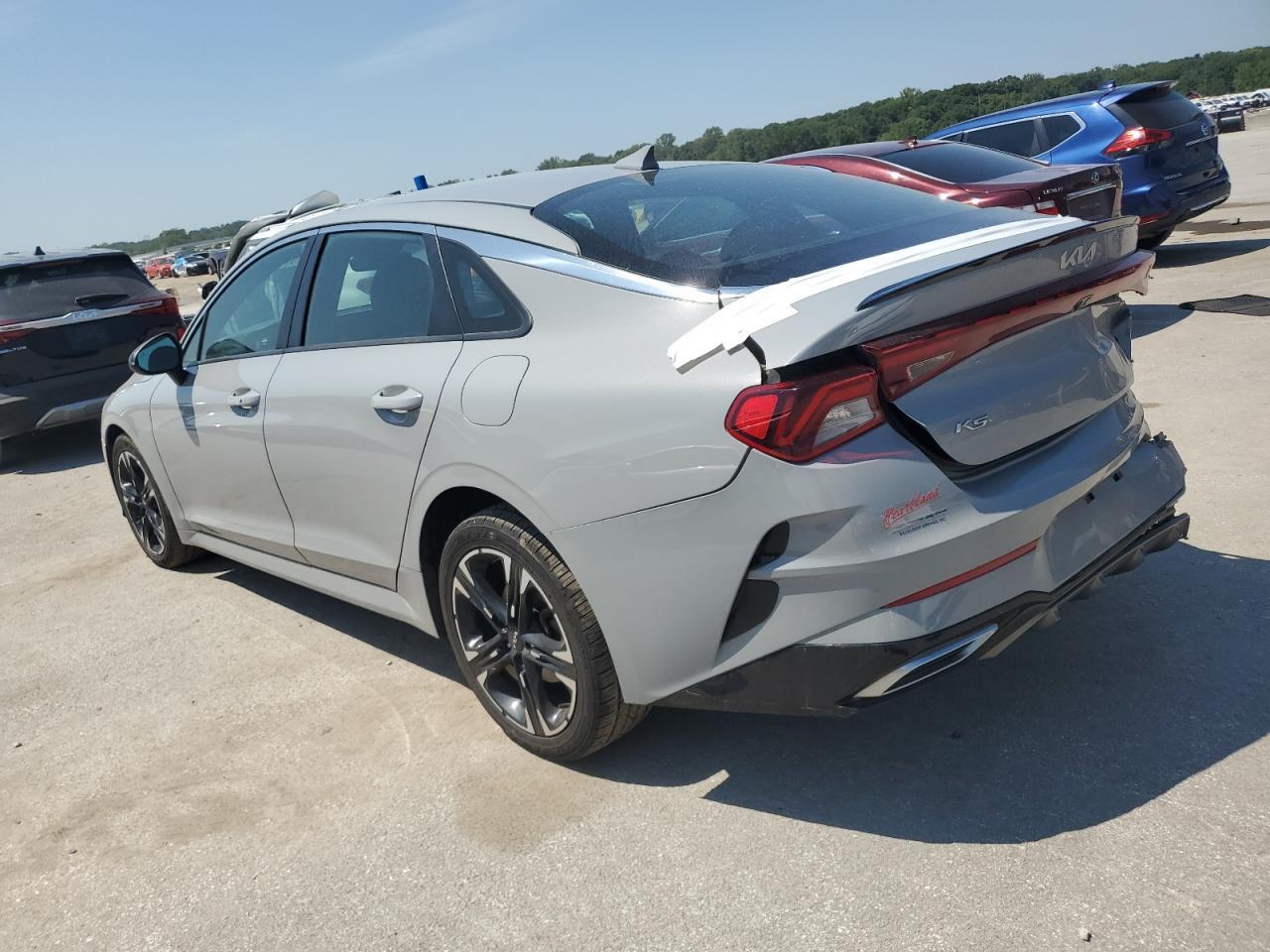 2022 Kia K5 Gt Line - Image 2