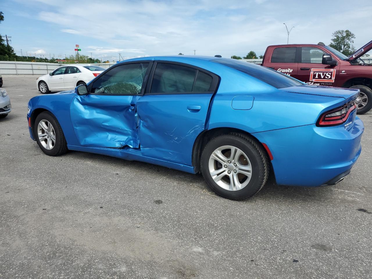 2019 Dodge Charger Sxt - Image 2