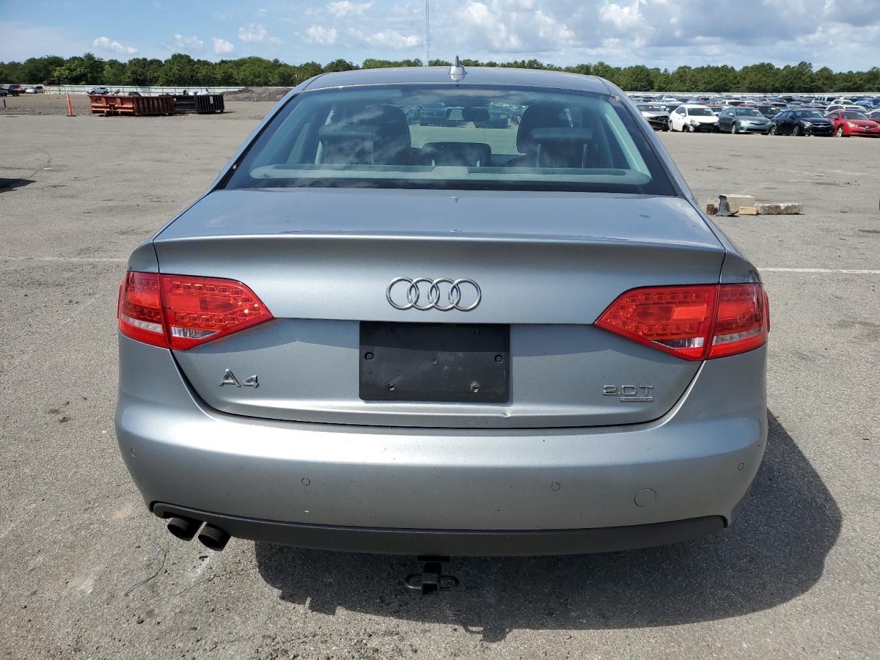 2010 Audi A4 Premium Plus - Фото 6