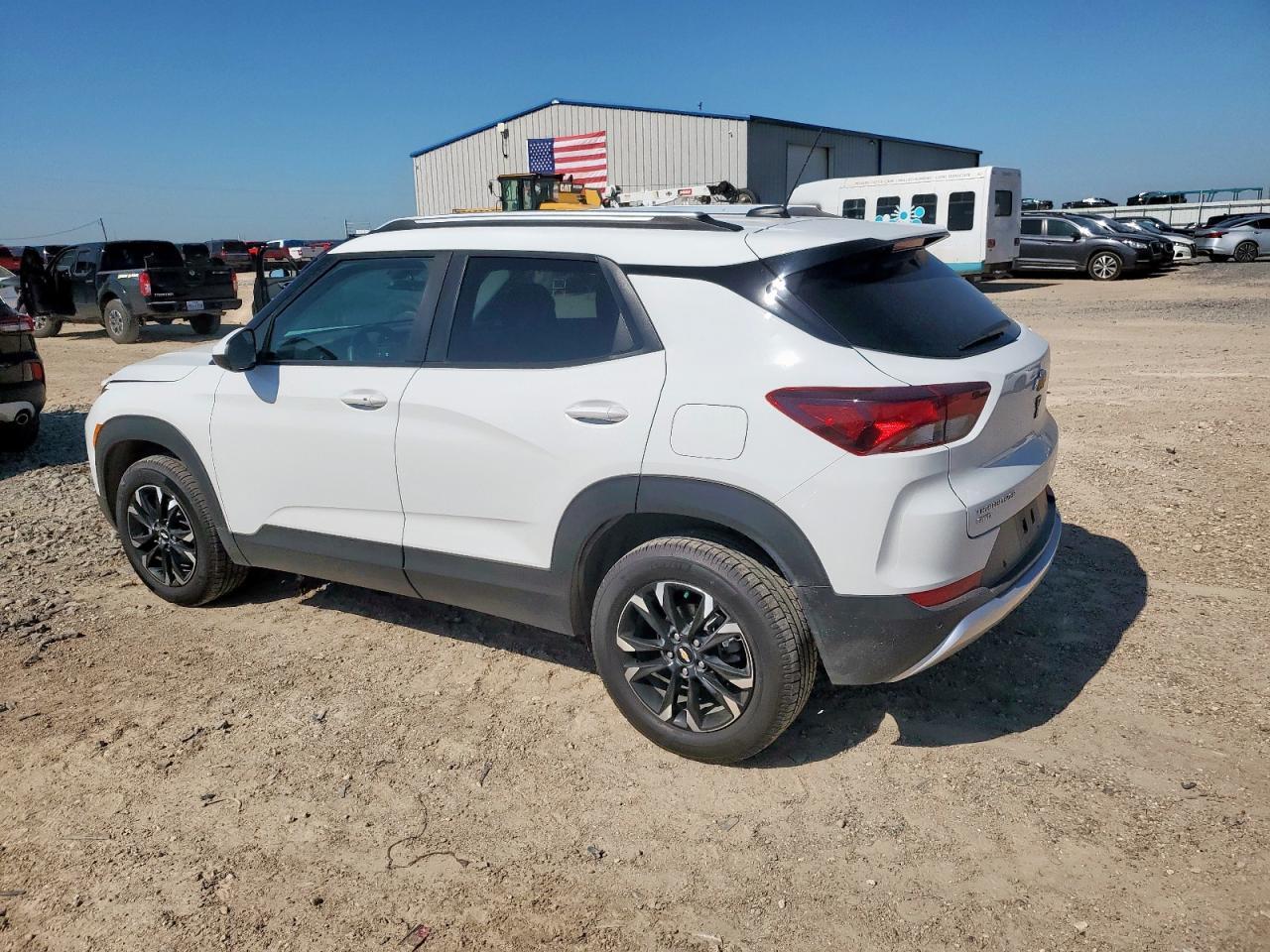 2022 Chevrolet Trailblazer Lt - Фото 2