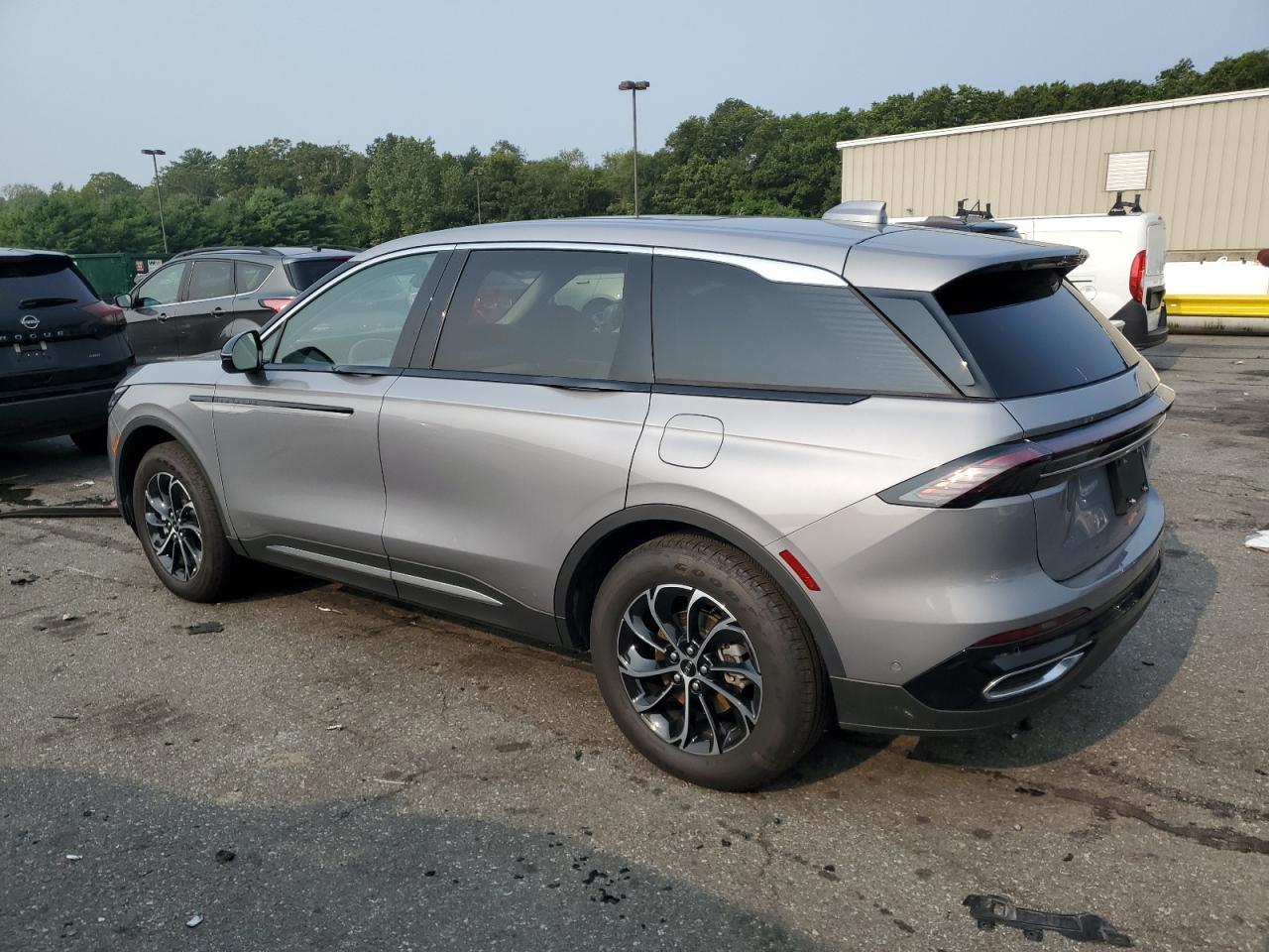 2024 Lincoln Nautilus Premiere - Image 2