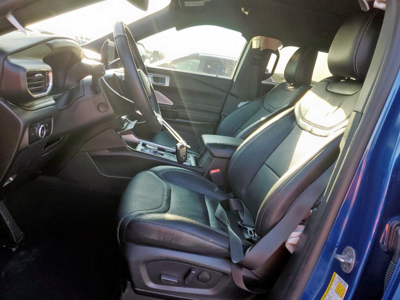 2023 Ford Explorer St - Image 7