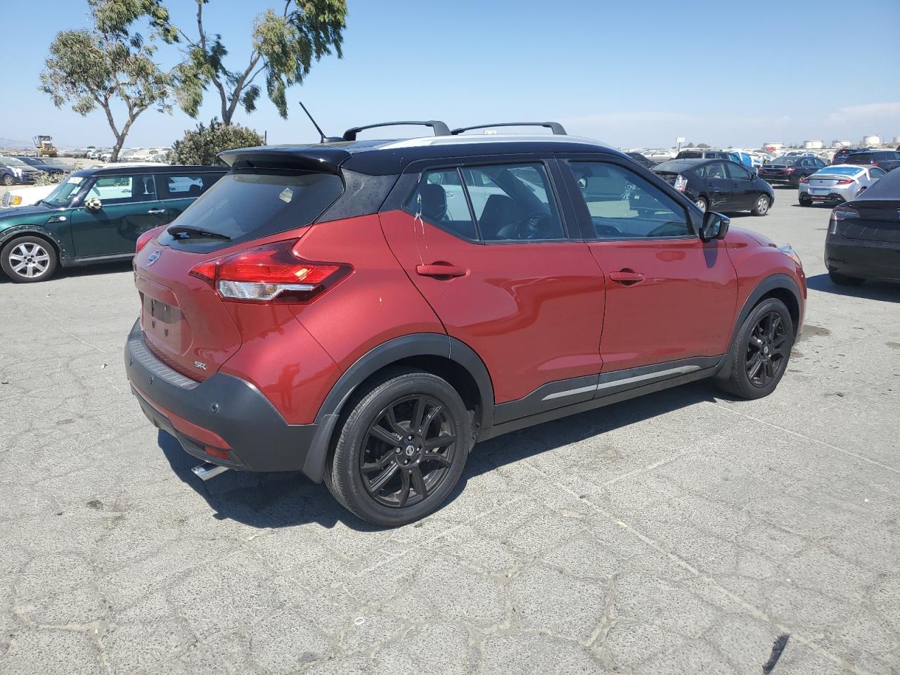 2020 Nissan Kicks Sr - Фото 3