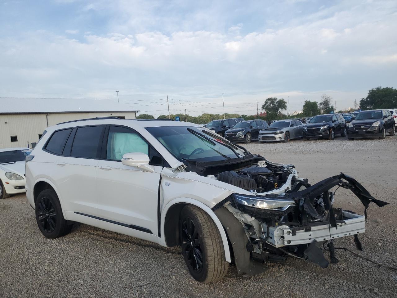 2023 Cadillac Xt6 Sport Platinum - Image 4