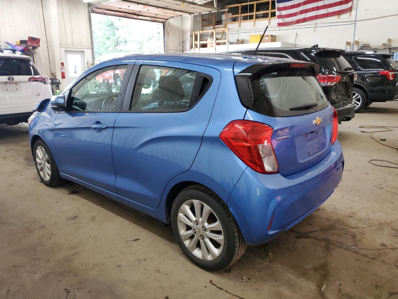 2016 Chevrolet Spark 1Lt - Фото 2
