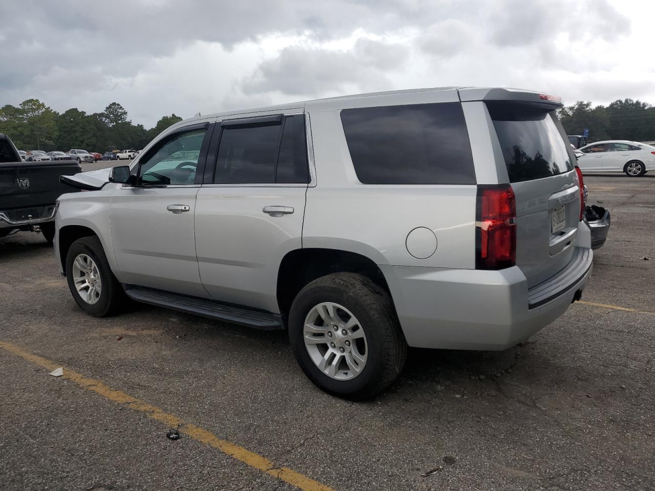 2020 Chevrolet Tahoe Special - Фото 2
