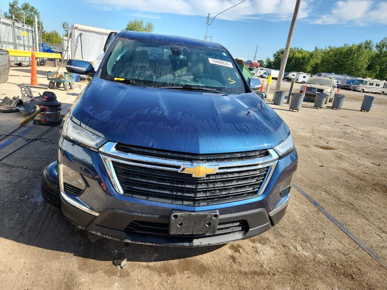 2023 Chevrolet Traverse Ls - Image 5