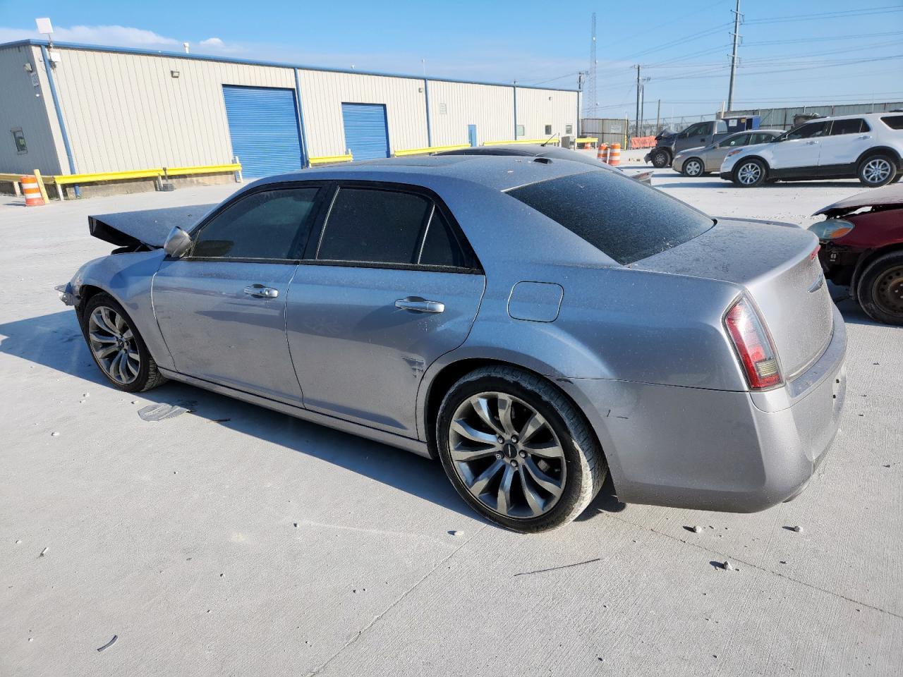 2014 Chrysler 300 S - Фото 2