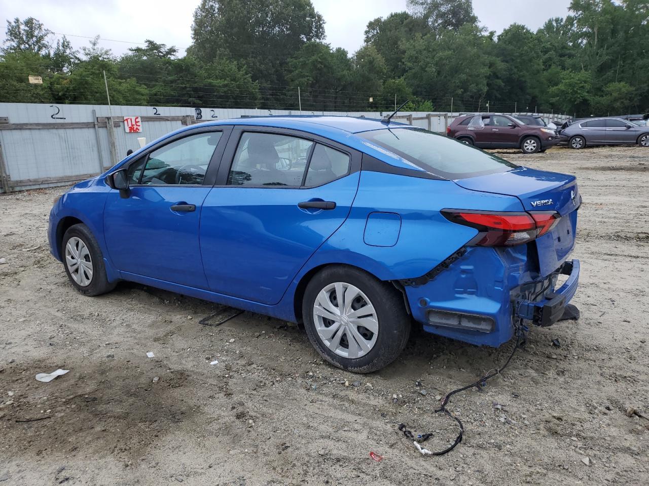 2021 Nissan Versa S - Image 2
