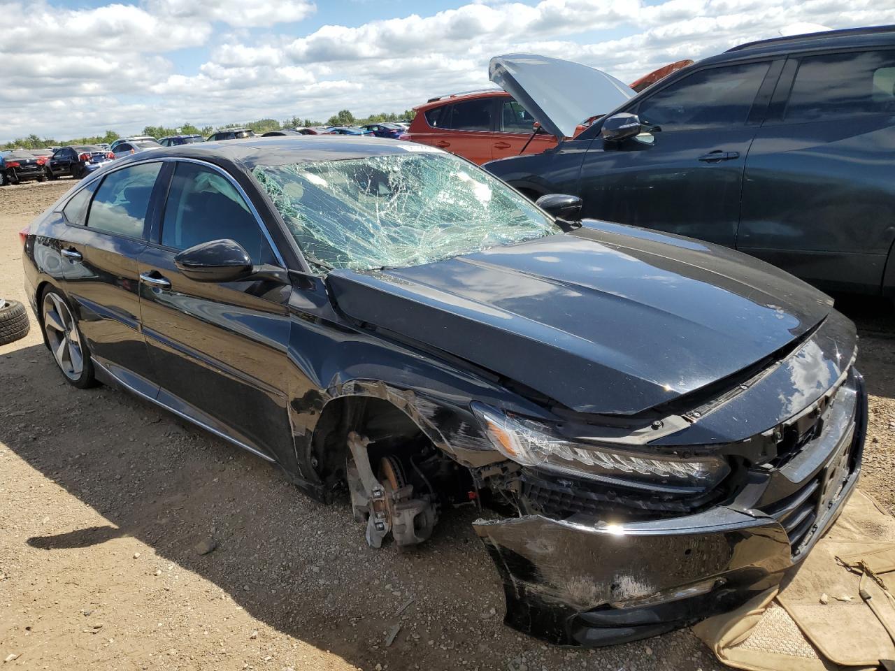 2018 Honda Accord Touring - Image 4