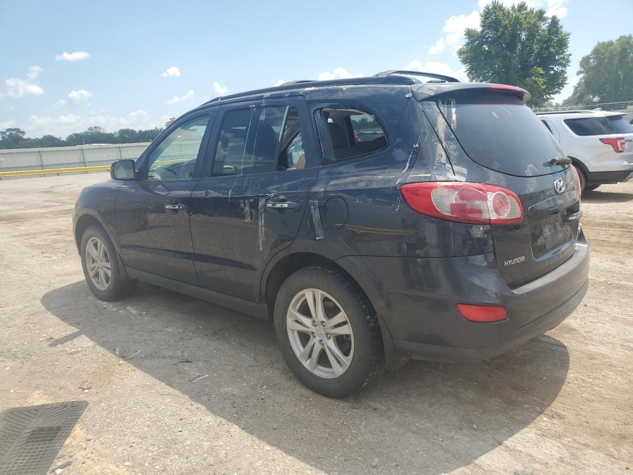 2010 Hyundai Santa Fe Limited - Image 2