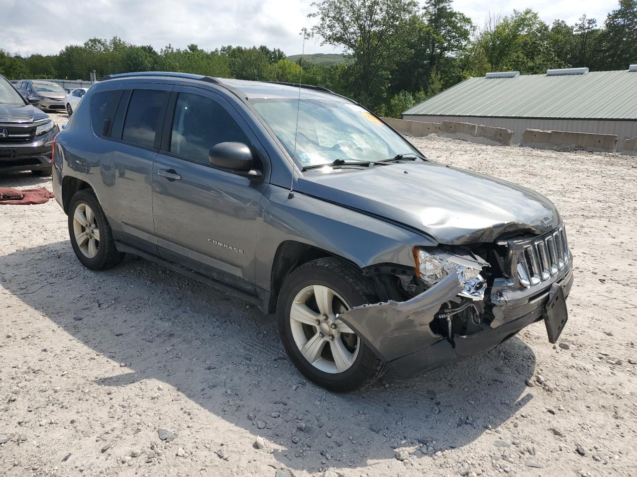 2011 Jeep Compass Sport - Фото 4