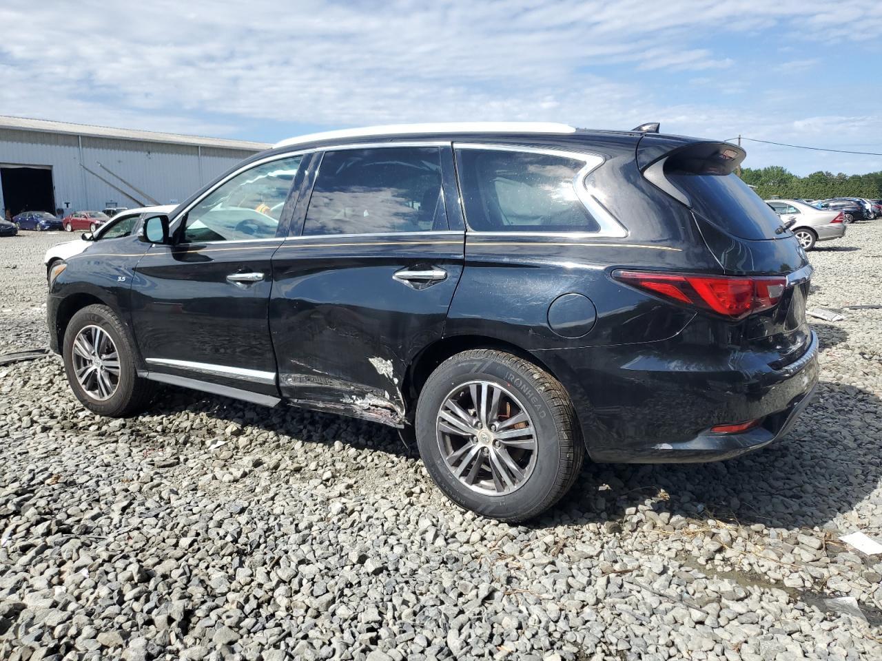 2017 Infiniti Qx60 - Image 2