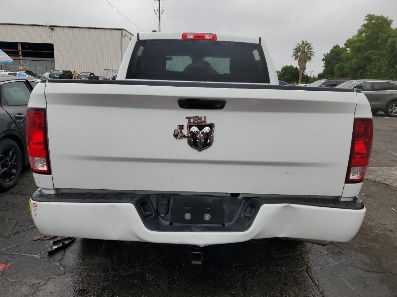 2018 Ram 1500 St - Image 6