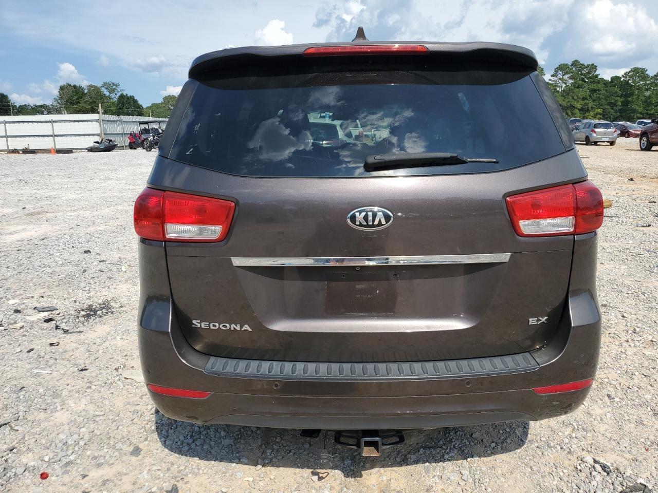 2016 Kia Sedona Ex - Image 6