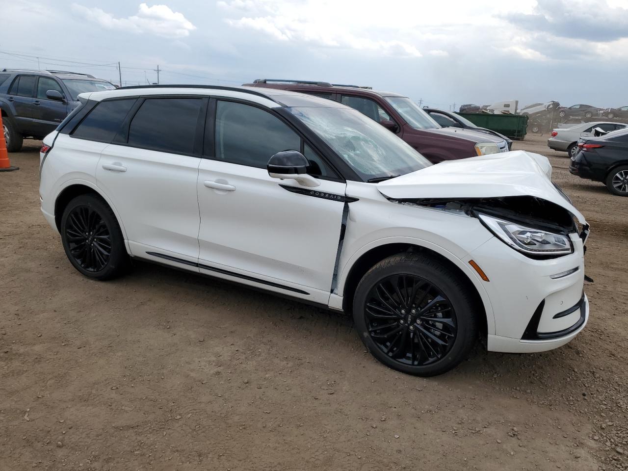 2025 Lincoln Corsair Grand Touring - Image 4