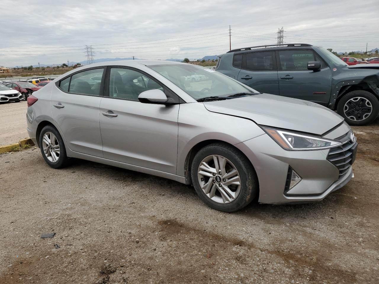 2020 Hyundai Elantra Sel - Фото 4