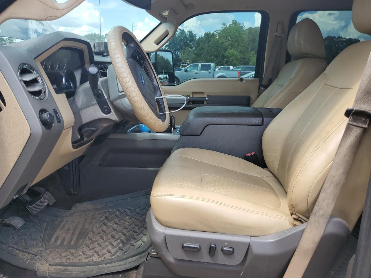2011 Ford F350 Super Duty - Фото 7