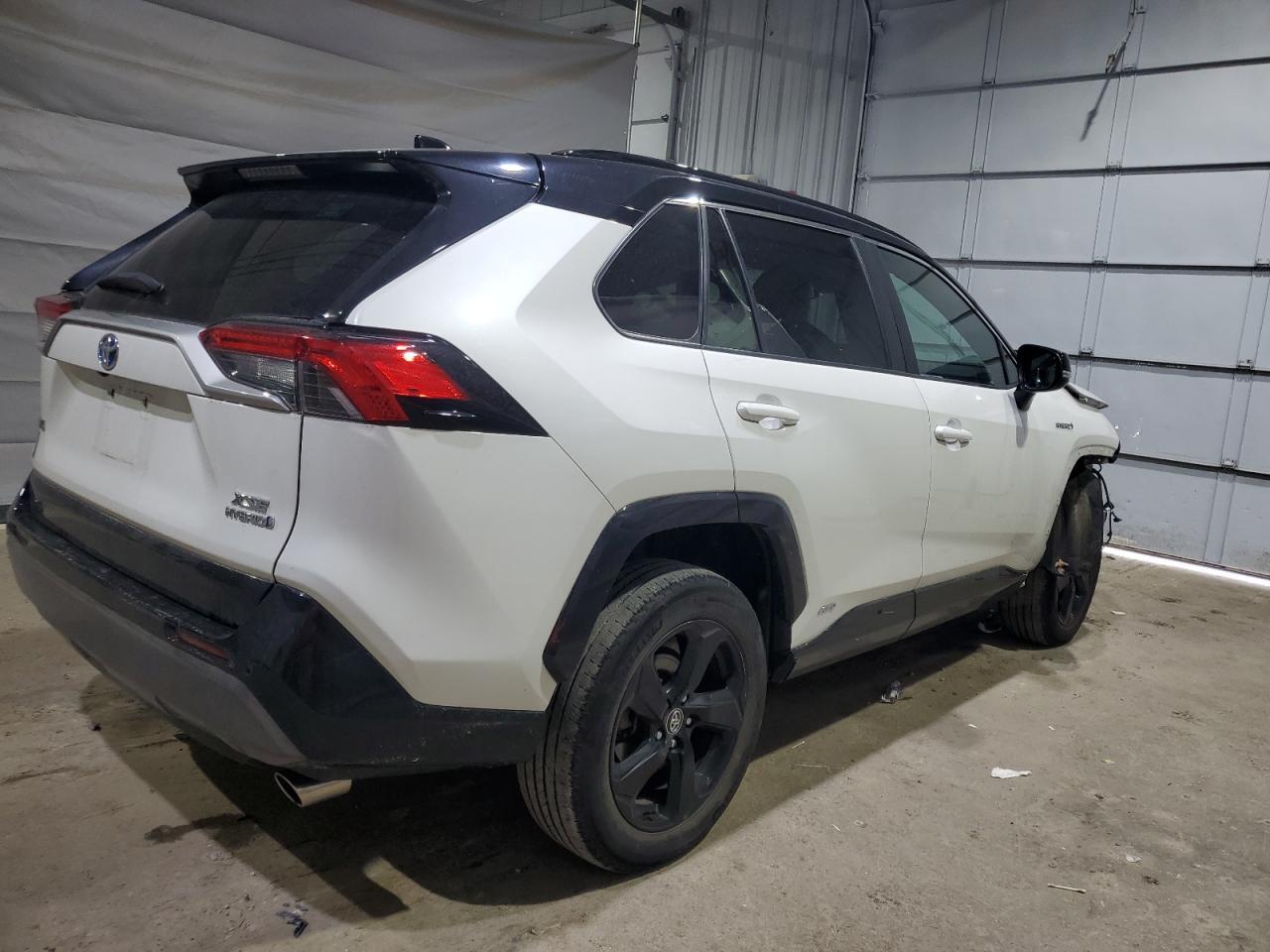 2021 Toyota Rav4 Xse - Фото 3