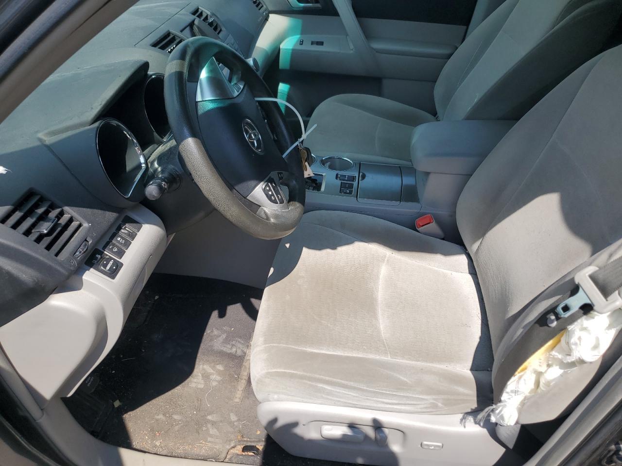 2012 Toyota Highlander Base - Image 7