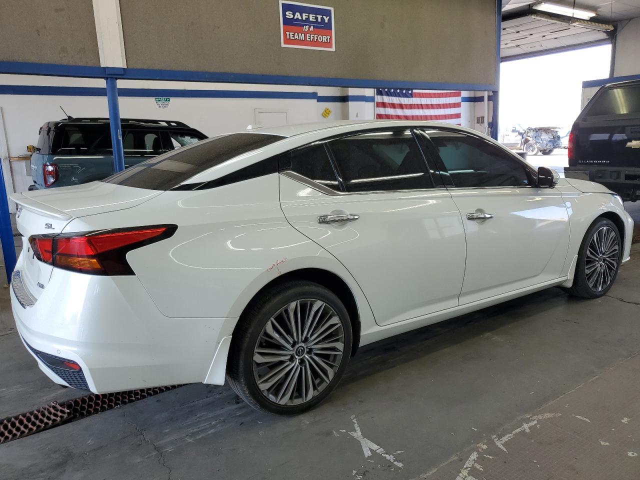 2023 Nissan Altima Sl - Фото 3