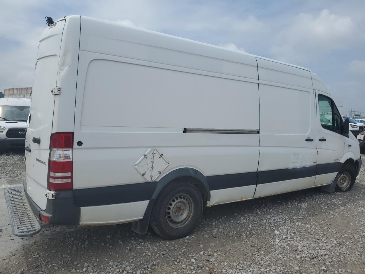 2014 Mercedes-Benz Sprinter 2500 Delivery Truck Or Van Delivery Van - Image 3