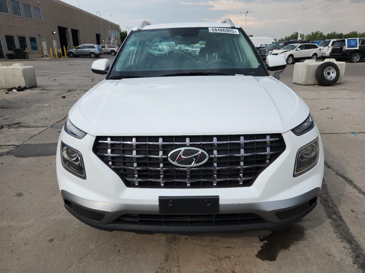 2023 Hyundai Venue Sel - Image 5