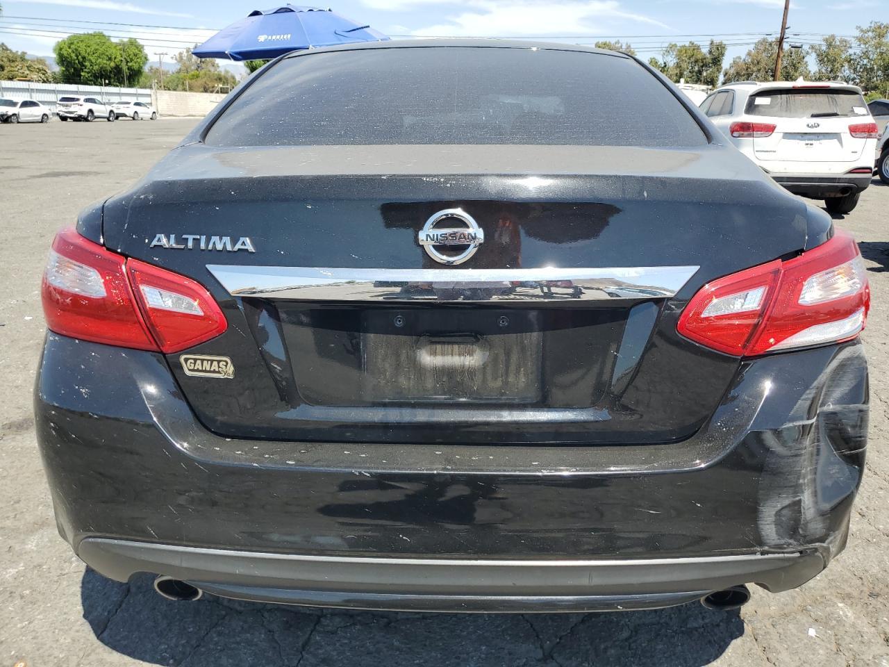 2017 Nissan Altima 2.5 - Image 6
