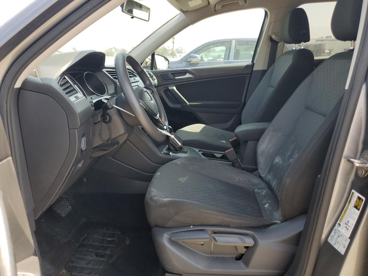 2018 Volkswagen Tiguan S - Фото 7