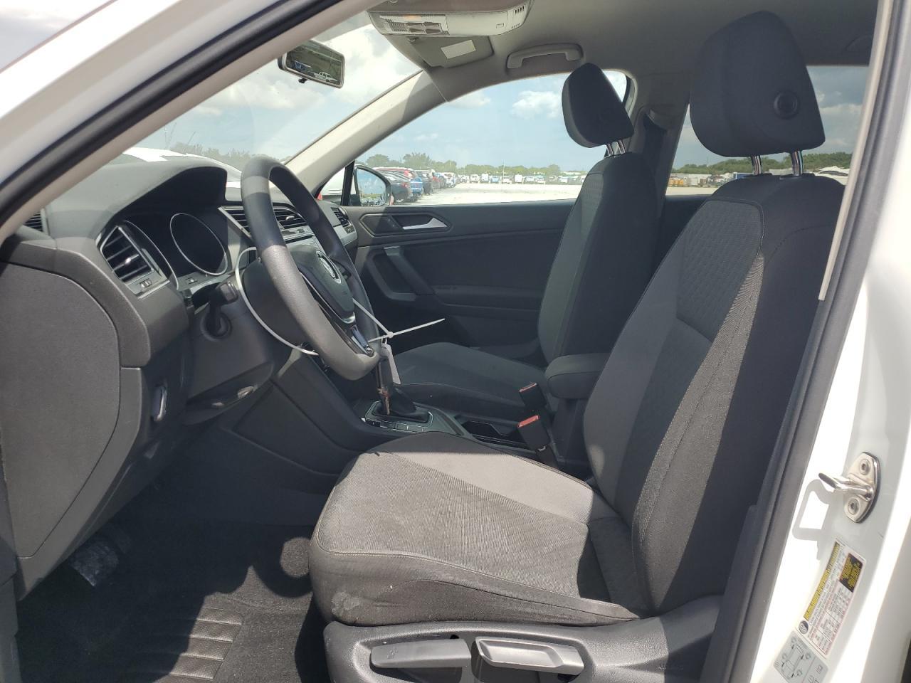 2019 Volkswagen Tiguan S - Image 7