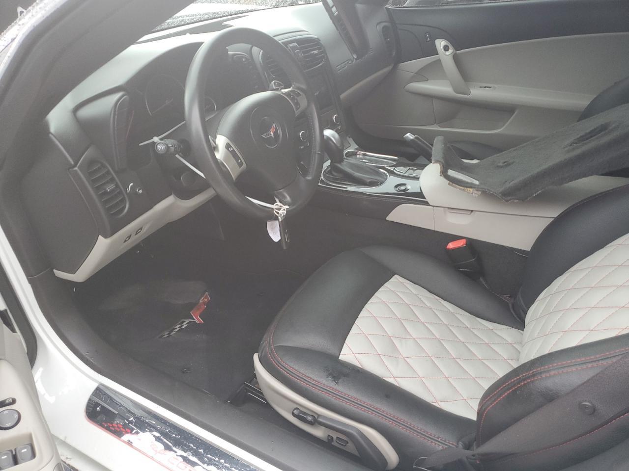 2011 Chevrolet Corvette - Фото 7