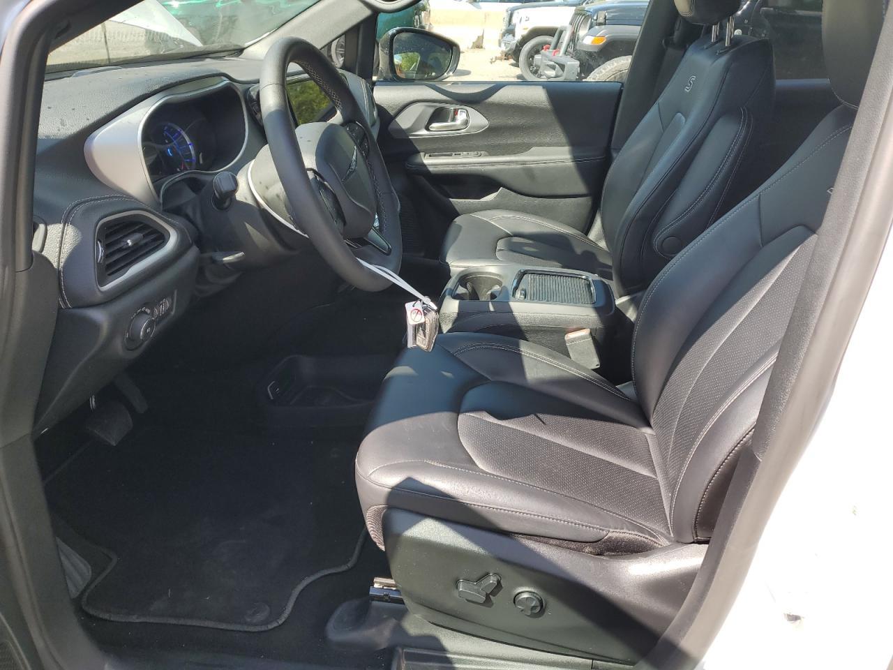 2024 Chrysler Pacifica Hybrid Select - Фото 7