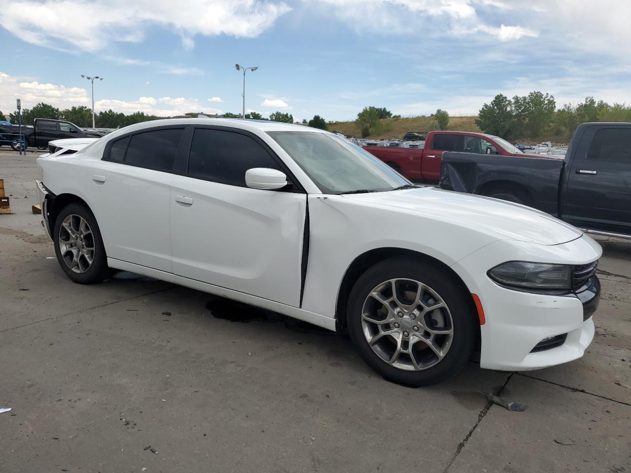 2015 Dodge Charger Sxt - Фото 4