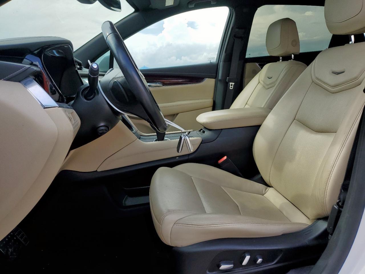 2019 Cadillac Xt5 Premium Luxury - Image 7