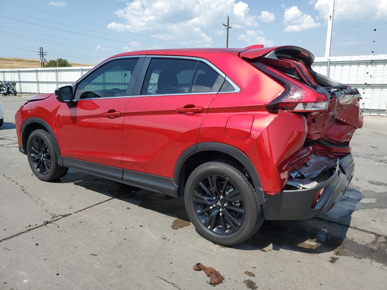 2024 Mitsubishi Eclipse Cross Le - Image 2