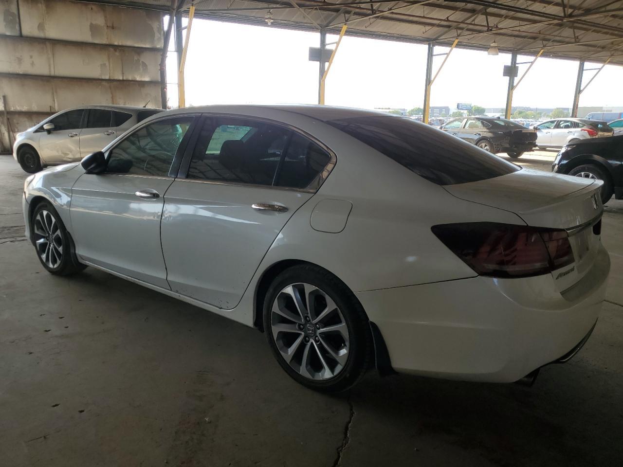 2015 Honda Accord Sport - Фото 2