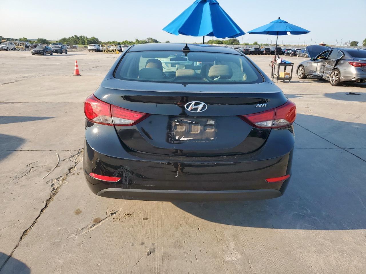 2016 Hyundai Elantra Se - Image 6