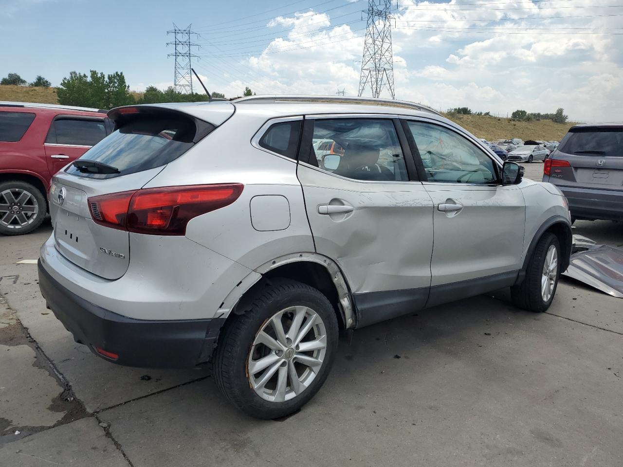 2017 Nissan Rogue Sport S - Фото 3