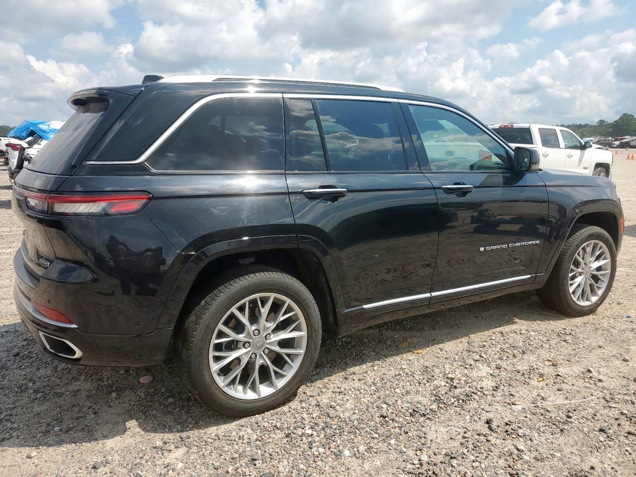 2022 Jeep Grand Cherokee Summit 4Xe - Фото 3