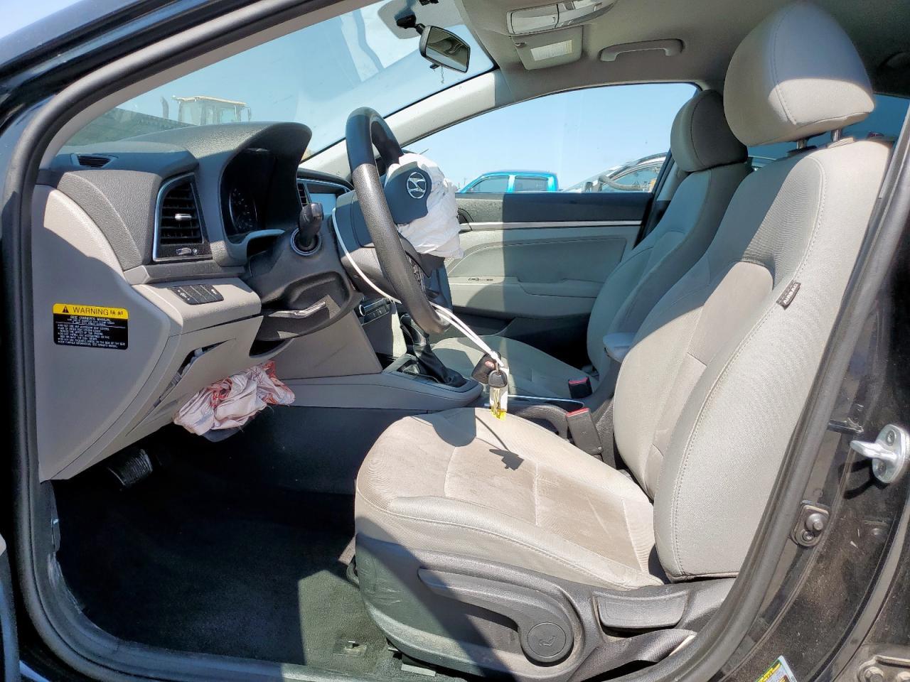 2017 Hyundai Elantra Se - Image 7