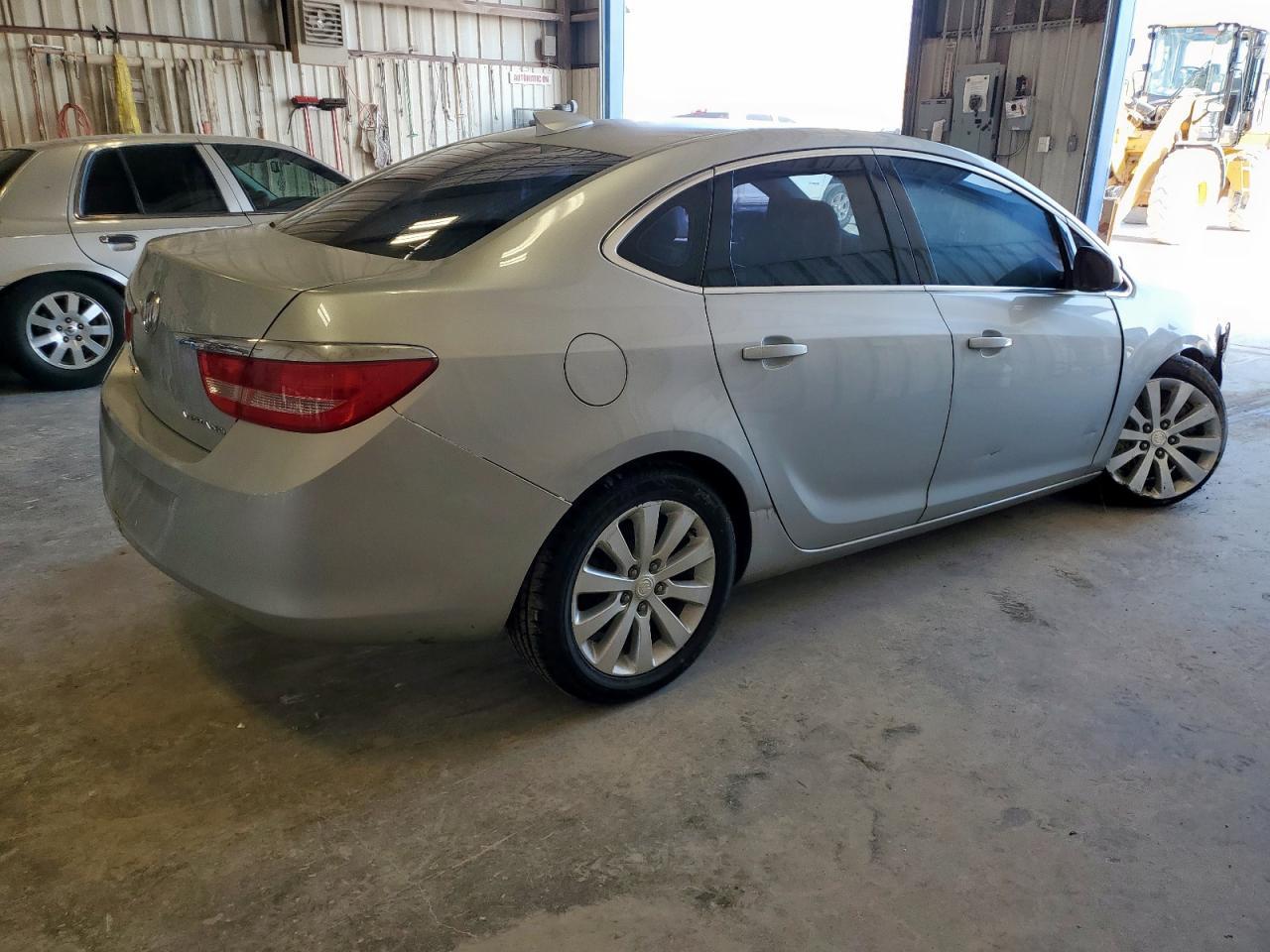 2015 Buick Verano - Фото 3